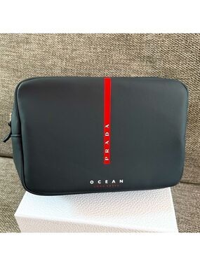 Prada Beauty Men’s Travel Pouch Toiletry Bag Navy Blue Authentic New